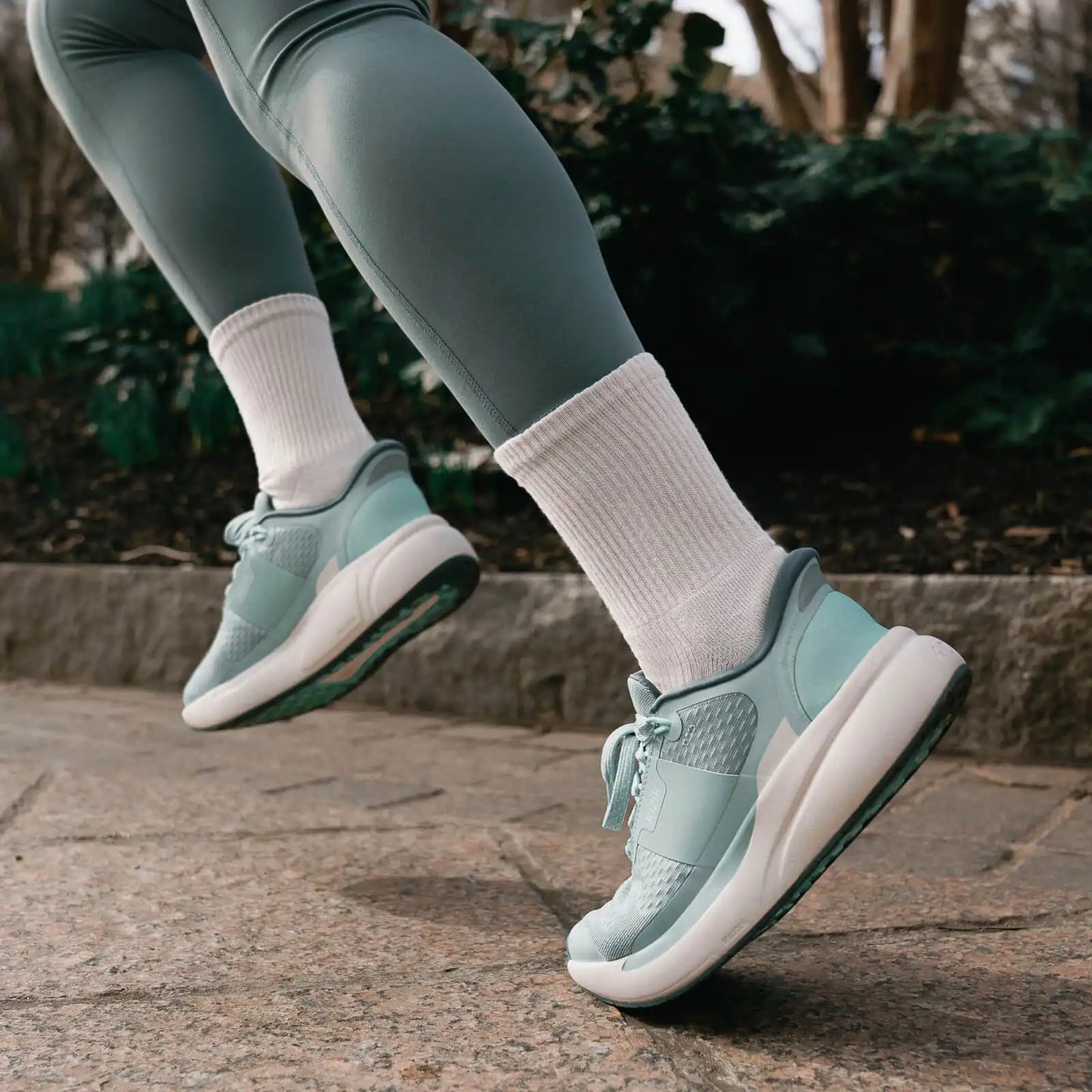 Women's Freedom Run - Surf Spray/Beach Glass