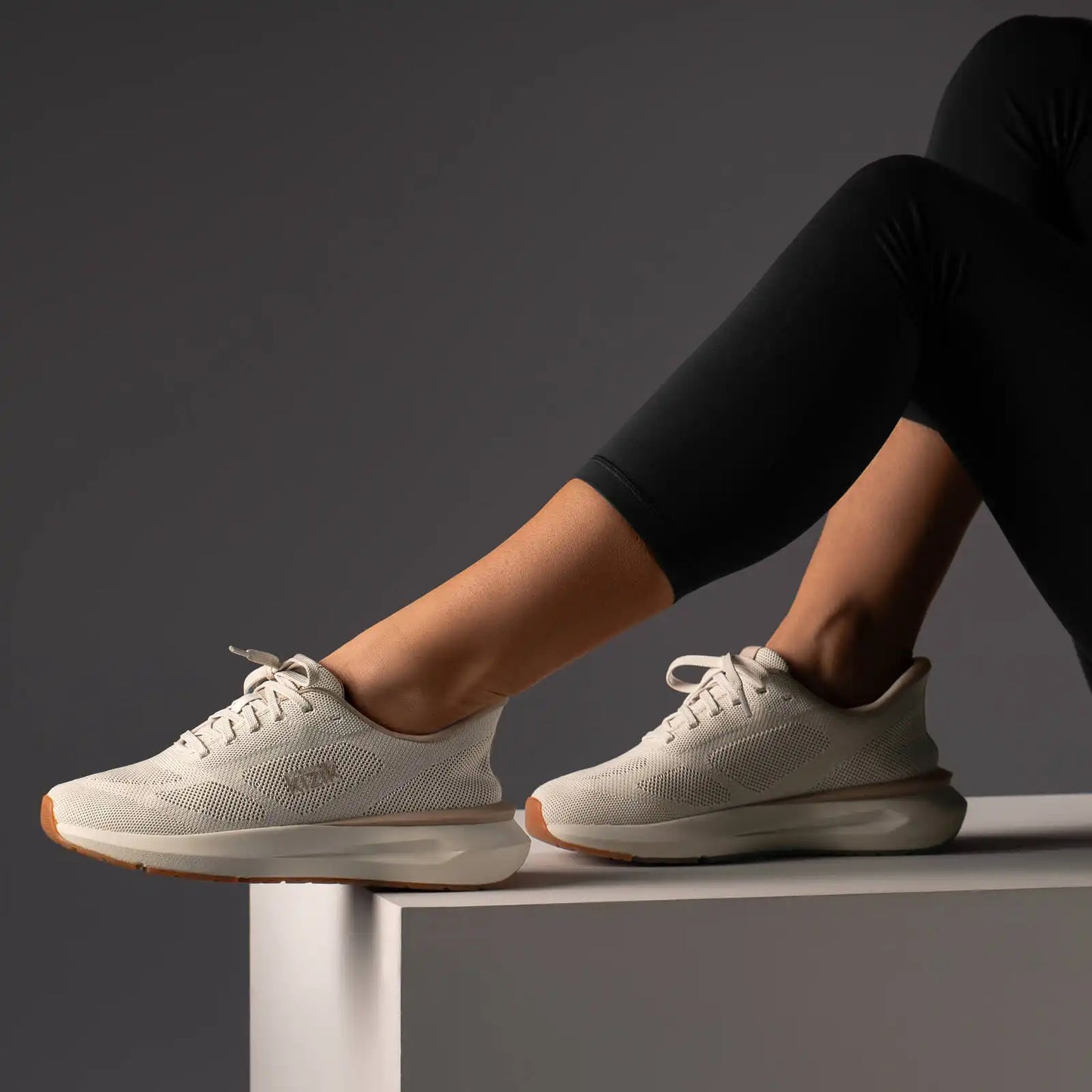 Women's Athens 2 Knit - Oatmeal/Warm Taupe